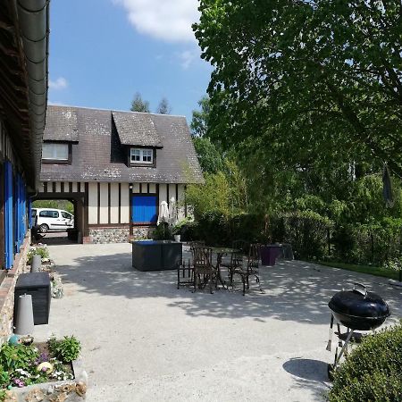 La Vallee Saint-Martin-Saint-Firmin Buitenkant foto