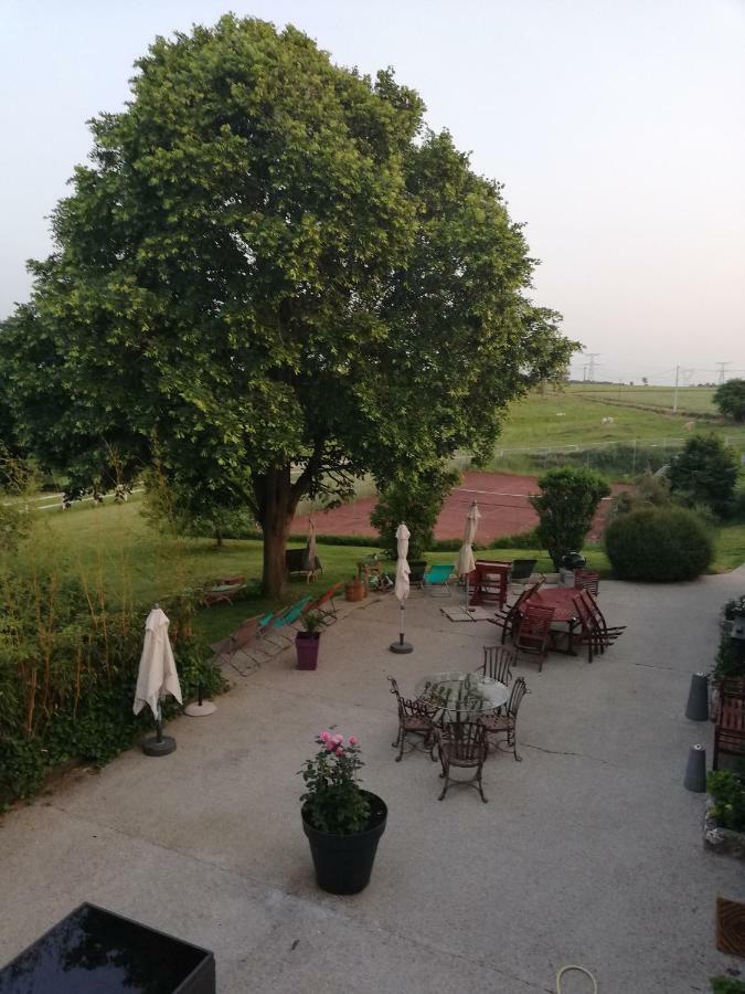 La Vallee Saint-Martin-Saint-Firmin Buitenkant foto